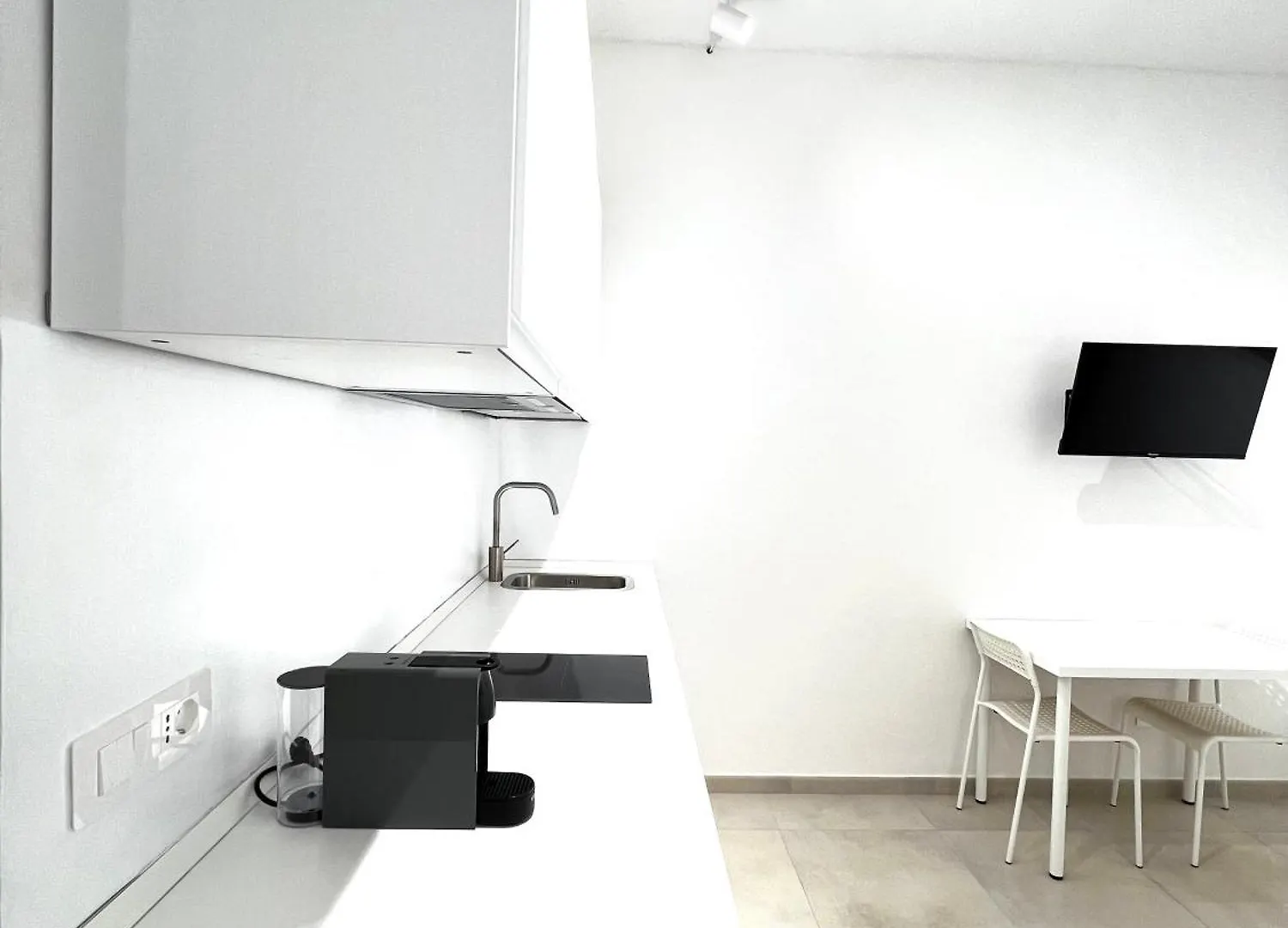 Duomo Modern Suite Firenze 0*,